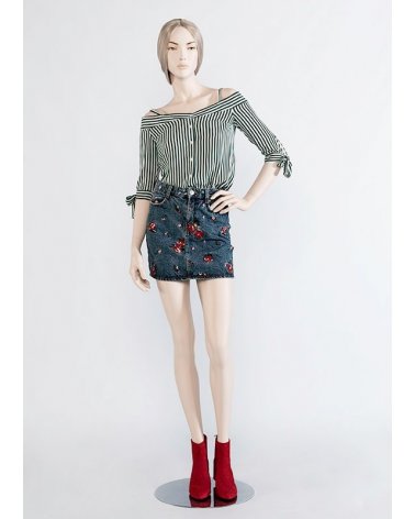 Maniquí mujer realista 