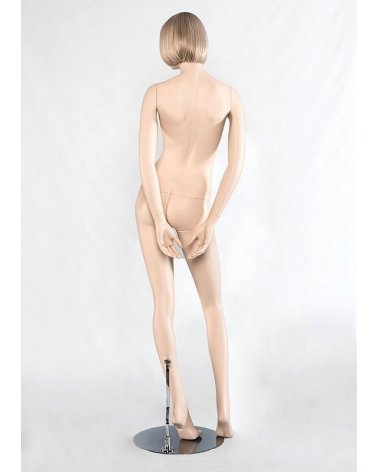 Maniquí mujer realista 