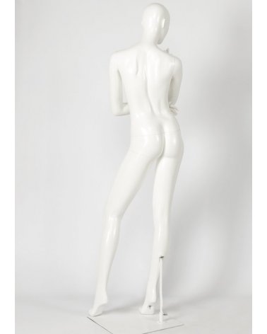Maniqui de Mujer CASUAL CHIC. Acabado Cemento